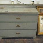101 3190 CHEST OF DRAWERS